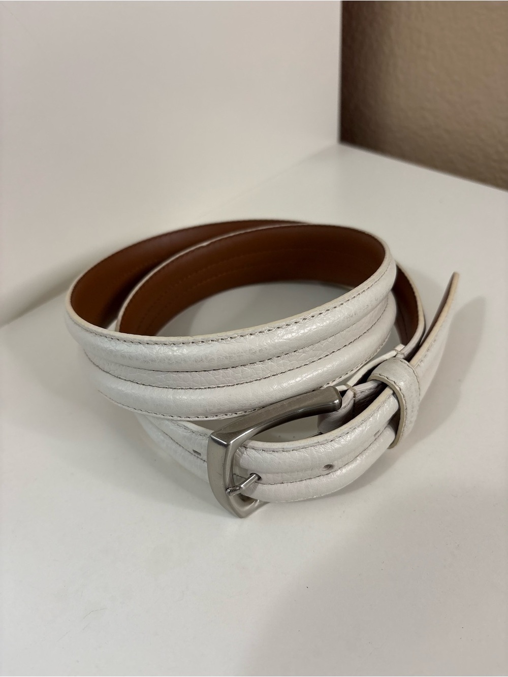 Brighton White Pebbled Leather Belt Size 34 Silver Buckle Leather M10452 Classic